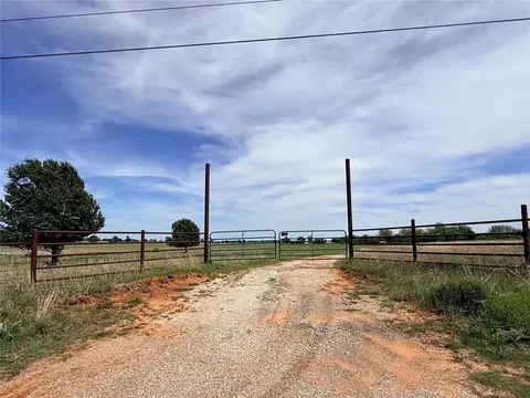 10451 Bryan Rd, Meeker, OK 74855