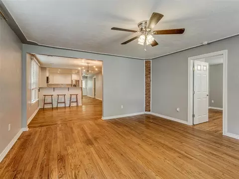 Living - 505 SW 5th St, Tuttle, OK 73089 photo 3 of 5