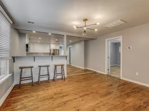 Living - 505 SW 5th St, Tuttle, OK 73089 photo 5 of 5