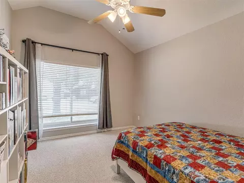 Bedroom - 917 Goshawk Dr, Norman, OK 73072 photo 4 of 4