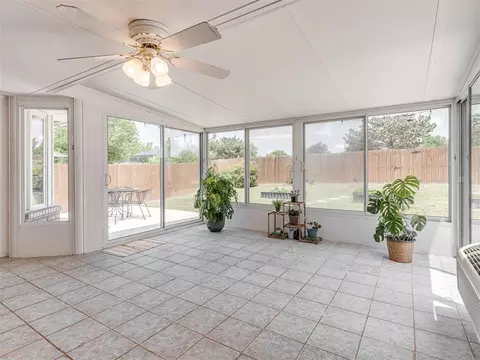 Exterior - 917 Goshawk Dr, Norman, OK 73072 photo 3 of 4