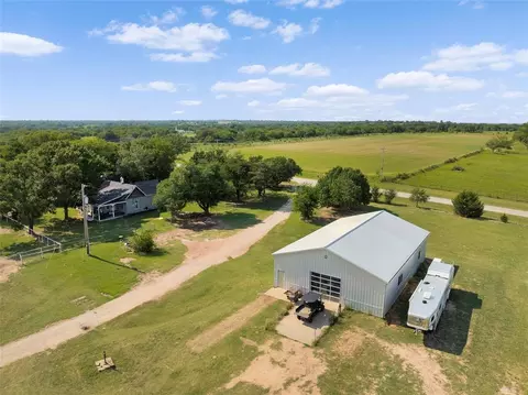14570 Box Rd, Lexington, OK 73051