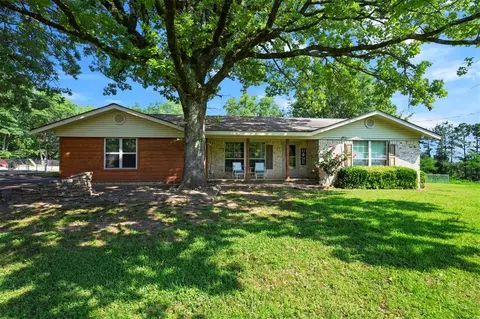 555 Skipjack Rd, Eagletown, OK 74734