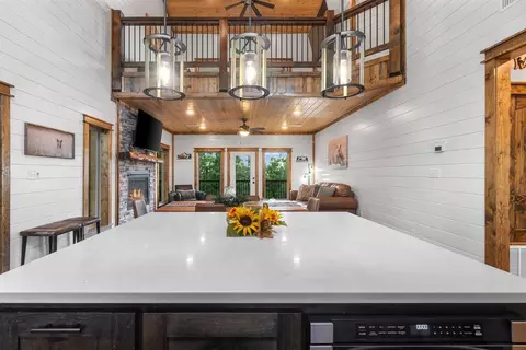 Kitchen - 7 Alder Pl, Broken Bow, OK 74728 photo 2 of 2