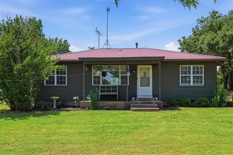 21502 Coker Rd, Tecumseh, OK 74873