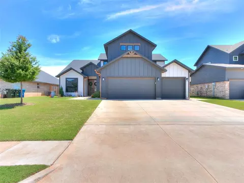 2200 Santa Monica St, Edmond, OK 73034