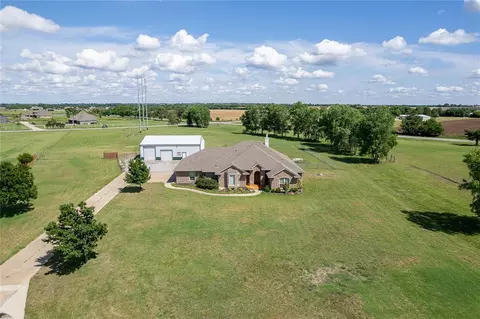 2858 Fields Rd, El Reno, OK 73036