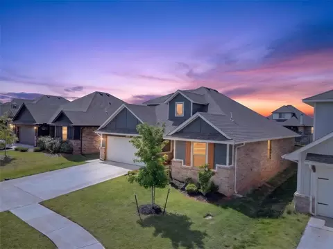 8400 NW 162nd St, Edmond, OK 73013