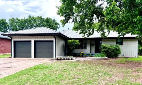 701 S Willis St, Stillwater, OK 74074