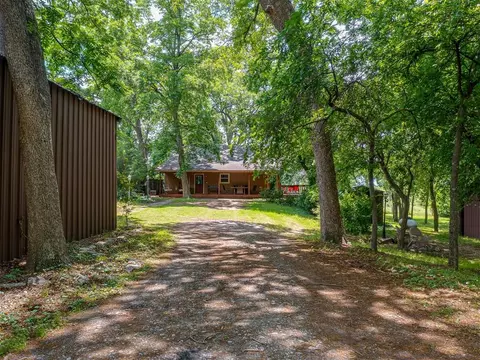 Exterior - 29782 148th St, Wayne, OK 73095 photo 14 of 16