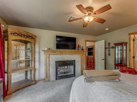 Bedroom - 29782 148th St, Wayne, OK 73095 photo 3 of 7