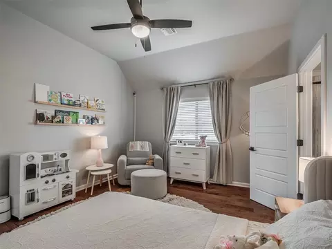 Bedroom - 9400 S Post Rd, Guthrie, OK 73044 photo 8 of 8