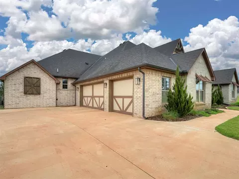 Exterior - 9400 S Post Rd, Guthrie, OK 73044 photo 2 of 6