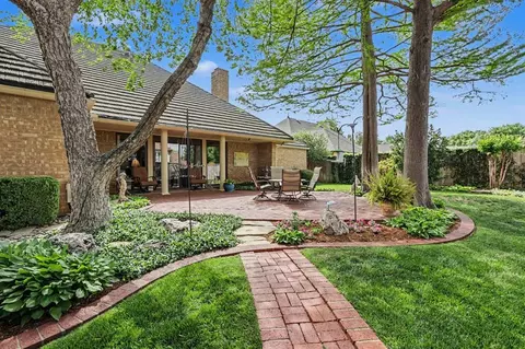 12905 Deerfield Ct, Oklahoma City, OK 73142