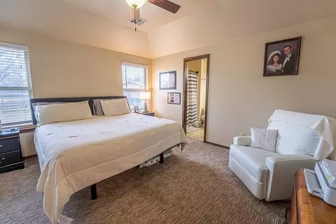 Bedroom - 209 Williams Ave, Tuttle, OK 73089 photo 6 of 7
