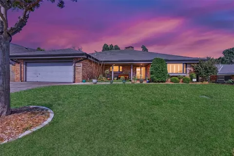 6200 Riviera Dr, Oklahoma City, OK 73112