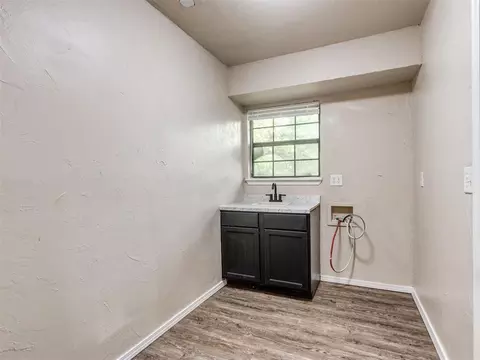 Other - 207 E Beech St, Tecumseh, OK 74873 photo 4 of 5