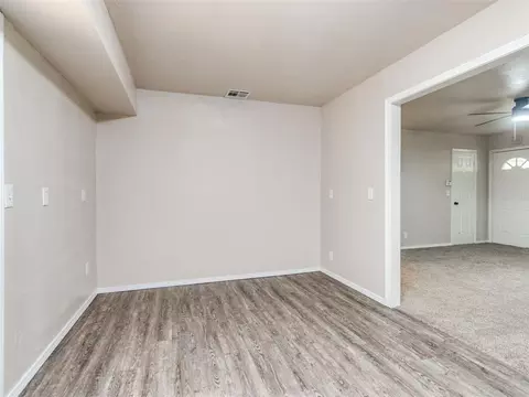 Living - 207 E Beech St, Tecumseh, OK 74873 photo 3 of 6