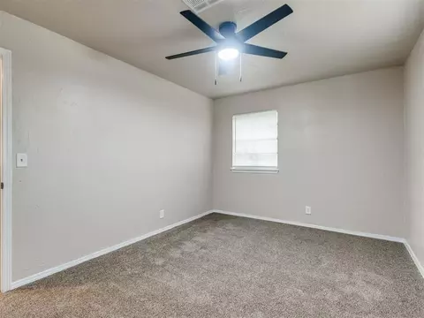Bedroom - 207 E Beech St, Tecumseh, OK 74873 photo 2 of 9