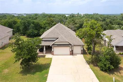 8751 Overlook Dr, Guthrie, OK 73044
