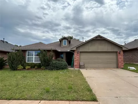 2324 Turtlewood River Rd, Midwest City, OK 73130