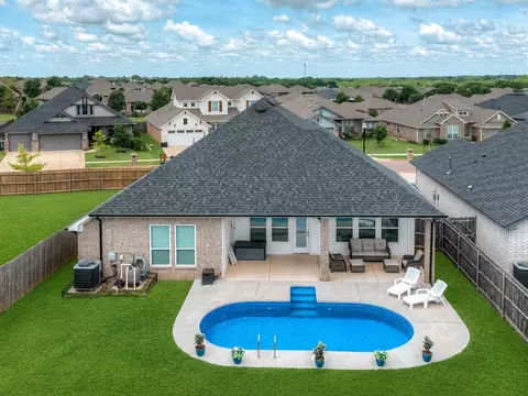 3755 Black Mesa Rd, Norman, OK 73071