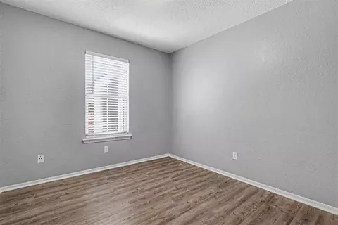 Bedroom - 2136 Meench Dr, Moore, OK 73170 photo 2 of 3