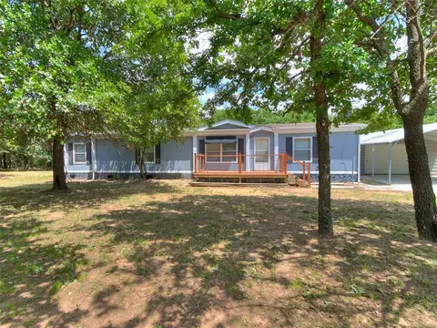 9688 Forest Hills Dr, Harrah, OK 73045