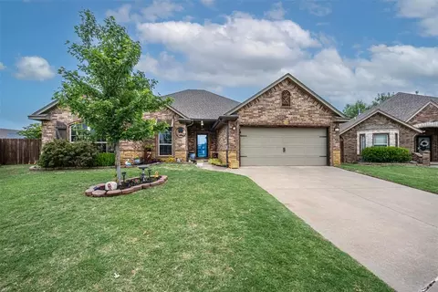2236 Timber Rdg, Yukon, OK 73099