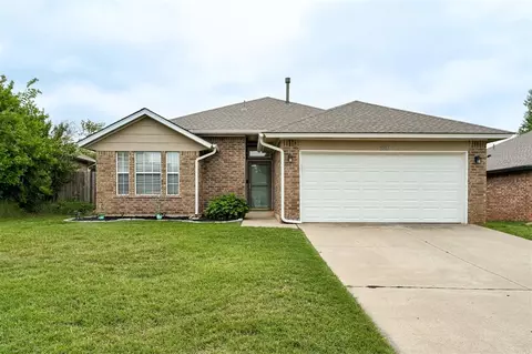 520 NW 172nd Pl, Edmond, OK 73012