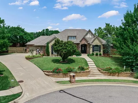 2901 Bracken Ct, Edmond, OK 73034