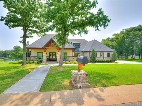 1824 Brook Bank Dr, Jones, OK 73049