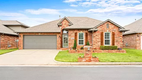 11201 Arbor Lake Dr, Oklahoma City, OK 73170