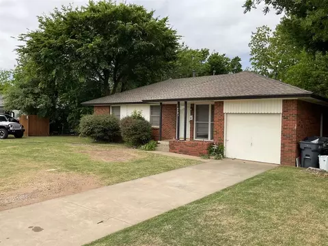 4701 N Macarthur Blvd, Warr Acres, OK 73122