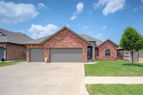 10821 NW 29th Ter, Yukon, OK 73099