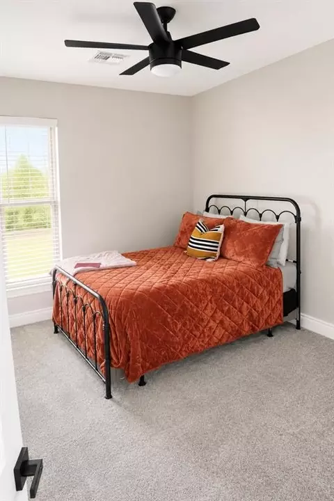 Bedroom - 20510 E County Road 159 Hwy, Altus, OK 73521 photo 2 of 4