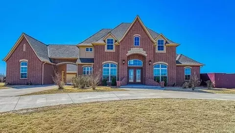 3410 Blackbird Ln, Norman, OK 73071