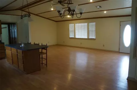 Living - 29871 N 150th St, Wayne, OK 73095 photo 2 of 2