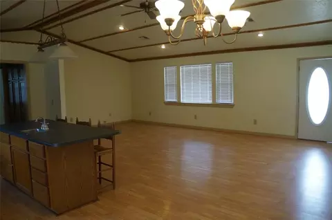 Living - 29871 N 150th St, Wayne, OK 73095 photo 1 of 2