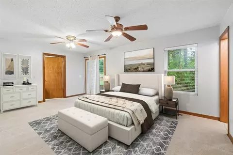 Bedroom - 1025 E Triplett Rd, Guthrie, OK 73044 photo 2 of 7