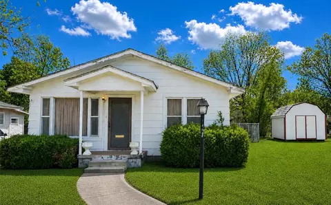 204 NE 10th Ave, Ardmore, OK 73401