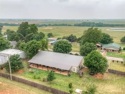 210 S Adams St, Pocasset, OK 73079