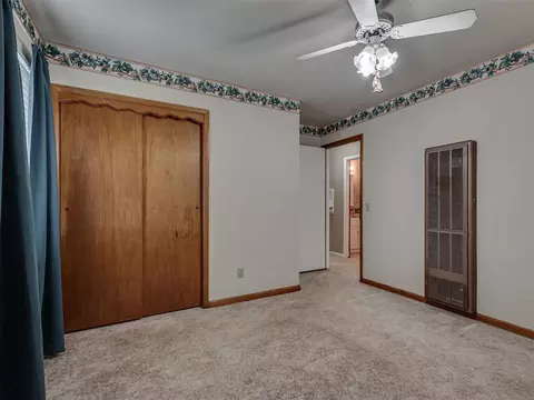 Bedroom - 20810 Silver St, Harrah, OK 73045 photo 6 of 9
