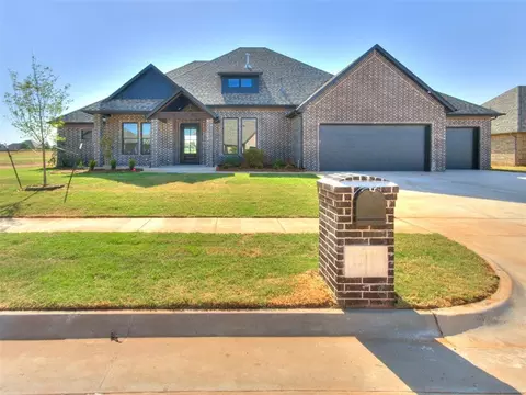 Exterior - 1113 Jaden Blvd, Tuttle, OK 73089 photo 2 of 5
