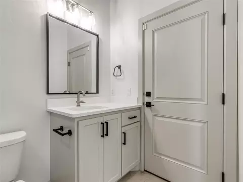 Bath - 1113 Jaden Blvd, Tuttle, OK 73089 photo 6 of 12