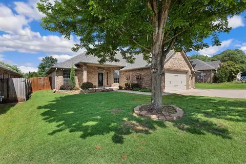 731 Napol Ave, Edmond, OK 73034