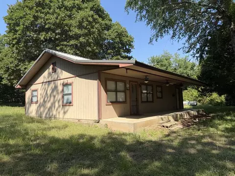 9420 E 120 Rd, Dustin, OK 74839