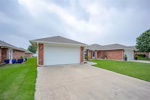 Exterior - 312 Golden Ter, Tuttle, OK 73089 photo 10 of 10