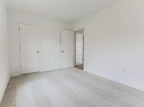Bedroom - 401 Silas Dr, Tuttle, OK 73089 photo 3 of 4