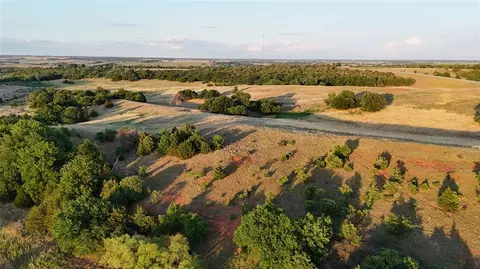 N 152 Highway, Binger, OK 73009 photo 13